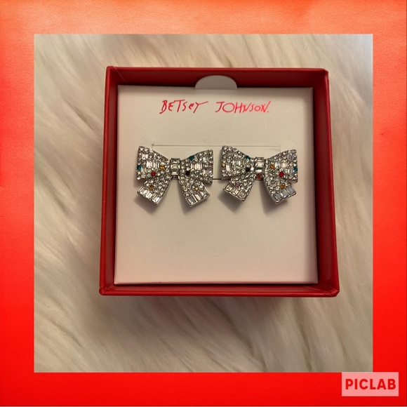 Betsey Johnson Jewelry - Betsey Johnson Holiday Bow Earrings - New in Box